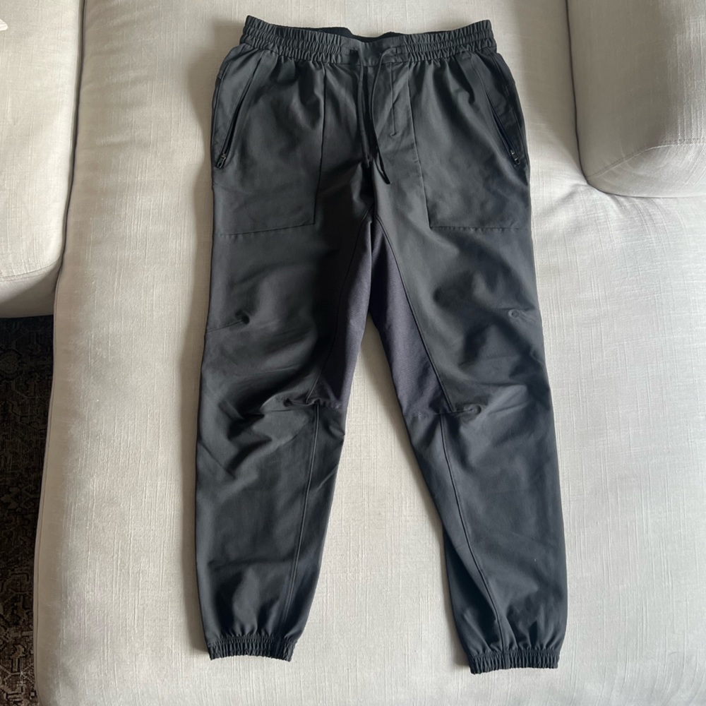 Lululemon Joggers Barry’s Edition Size Large